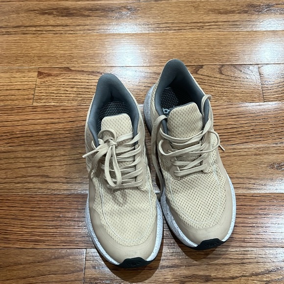 Bahé Recharge - Women's Regular Fit Grounded Running Shoe - Picture 12 of 12